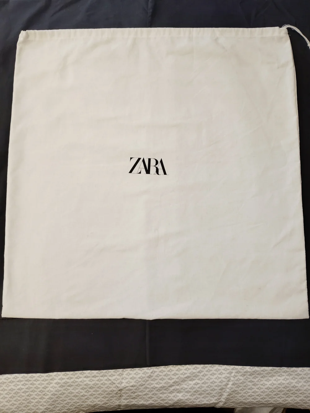ZARA Cream Cotton Drawstring Dust Bag with Black Logo